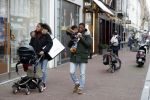 Amsterdam 17 januari 2018
Georginio Wijnaldum met zijn vriendin en zoonJacian Emile Wijnaldum op de pc hooftstraat