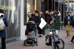 Amsterdam 17 januari 2018
Gini Wijnaldum met zijn vriendin en zoonJacian Emile Wijnaldum op de pc hooftstraat