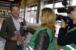 Gilze 16 januari 2018
Frans Bauer ontvangt uit handen van Story hoofdredakteur Guido den Aantrekker de eerster story waar Frans Gast Hoofdredakteur van is geweest. Ook zijn vrouw Mariska is aanwezig.