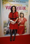Amsterdam 22 januari 2018
Premiere het leven in vurrukkuluk in Tuschinski. daniel,de Ridder en Halina Reijn