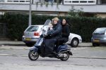 Amsterdam 27 januari 2018 
Hans Jorritsma met zijn vrouw en zoon op vespa scooter
