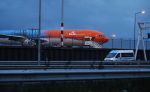 Schiphol 17 januari 2018
KLM vliegtuig dat speciaal voor de olympische spelen Oranje met blauw en wit gespoten is