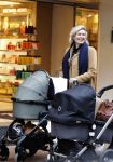 Amsterdam 5 januari 2018
Marlijn Weerdenburg achter de kinderwagen op de pc hooftstraat