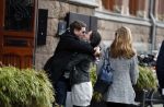 Amsterdam 27 januari 2018 
Martijn Krabbe en zijn vriendin Noi Pakon verlaten het conservatorium Hotel op Martijn zijn vespa scooter