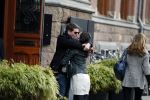 Amsterdam 27 januari 2018 
Martijn Krabbe en zijn vriendin Noi Pakon verlaten het conservatorium Hotel op Martijn zijn vespa scooter