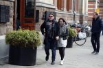 Amsterdam 27 januari 2018 
Martijn Krabbe en zijn vriendin Noi Pakon verlaten het conservatorium Hotel op Martijn zijn vespa scooter