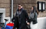 Amsterdam 27 januari 2018 
Martijn Krabbe en zijn vriendin Noi Pakon verlaten het conservatorium Hotel op Martijn zijn vespa scooter