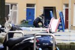 Den Haag 15 januari 2018
Een politiaagent aan de deur bij de ouders van Barbie ( Samantha de Jong) en bij haar huis
