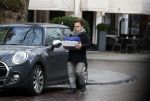 Amsterdam 17 januari 2018 
Roel v Velsen doet boodschappen op de cornelis schuytstraat