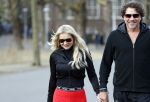 Amsterdam 6 januari 2018
Sonja bakker met haar nieuwe vriend Barry van Suijdam in het vondelpark.