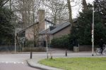 Bentveld 6 januari 2018
Moeder van Tessa Rolink achter de kinderwagen. hun huis