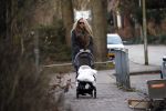 Bentveld 7 januari 2018
Tessa Rolink achter kinderwagen. (Ex Camiel Eurlings)