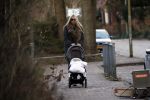 Bentveld 7 januari 2018
Tessa Rolink achter kinderwagen. (Ex Camiel Eurlings)