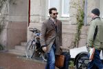 Amsterdam 4 januari 2018 
Thierry Baudet verlaat zijn huis waar door politie camera's opgehangen zijn.