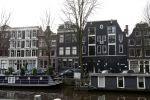 Amsterdam 4 januari 2018 
Huis Thomas Acda en Alan Clark. Ze wonen in hetzelfde complex