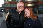 Amsterdam 3 januari 2019
Boekpresentatie Fajah Lourens Fajah kwam met een nieuwe Bentley. Ook haar dochter Irem en zoon Shai kwamen mee.