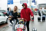 Schiphol 11 januari 2019
Andre Hazes jr en vriendin Monique Westenberg arriveren samen met familie en neef Djarno Hofland op schiphol na trip naar Ortlando.