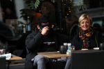 Amsterdam 2 januari 2019
Caroline Tensen op terras met haar zoon Bob Wisse . Bob verbergtzich achter petje en zijn hand,