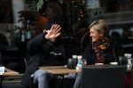 Amsterdam 2 januari 2019
Caroline Tensen op terras met haar zoon Bob Wisse . Bob verbergtzich achter petje en zijn hand,