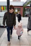 Beverwijk 22 december 2018
Rafael v d Vaart Damian Jesslynn en zijn vriendin Estavana Polman in het winkelcentrum waar Rafael zijn moeder Lolita een winkel heeft . Ze hebben geld opgehaald met veiling voor het ZZF.