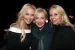 Heerhugowaard 14 januari 2019
Nieuwjaarsfeest Henk Geels. Denise Boekhoff met moeder Carla Geels en zus.