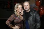 Amsterdam 3 januari 2019
Boekpresentatie Fajah Lourens Fajah kwam met een nieuwe Bentley. Ook haar dochter Irem en zoon Shai kwamen mee.
Dennis Weening met zijn vrouw