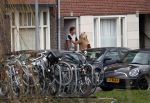 Amsterdam 5 januari 2019
Dionne Stax rijdt op de apollolaan 2x door rood op de fiets en ze heeft haar mobiel in haar handen. Dionne gaat langs bij haar vriend  Sytse Oudkerk