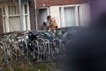 Amsterdam 5 januari 2019
Dionne Stax rijdt op de apollolaan 2x door rood op de fiets en ze heeft haar mobiel in haar handen. Dionne gaat langs bij haar vriend  Sytse Oudkerk
