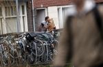 Amsterdam 5 januari 2019
Dionne Stax rijdt op de apollolaan 2x door rood op de fiets en ze heeft haar mobiel in haar handen. Dionne gaat langs bij haar vriend  Sytse Oudkerk