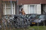 Amsterdam 5 januari 2019
Dionne Stax rijdt op de apollolaan 2x door rood op de fiets en ze heeft haar mobiel in haar handen. Dionne gaat langs bij haar vriend  Sytse Oudkerk