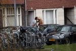 Amsterdam 5 januari 2019
Dionne Stax rijdt op de apollolaan 2x door rood op de fiets en ze heeft haar mobiel in haar handen. Dionne gaat langs bij haar vriend  Sytse Oudkerk