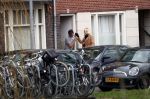 Amsterdam 5 januari 2019
Dionne Stax rijdt op de apollolaan 2x door rood op de fiets en ze heeft haar mobiel in haar handen. Dionne gaat langs bij haar vriend  Sytse Oudkerk