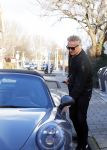 Amsterdam 9 januari 2019
Erland Galjaard stapt in zijn porsche 911 cabrio.