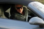 Amsterdam 9 januari 2019
Erland Galjaard stapt in zijn porsche 911 cabrio.
