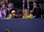 Amsterdam 27 januari 2019
Jumpin Amsterdam met de koninklijke gasten Koning Willem Alexander Prinses Amalia Prinses Irene Prinses Margarita haar man Tjalling ten Cate en hun dochters Julia en Paola. Erland Galjaard met dochter Lizzy v Dijk en Britt Dekker