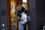 Amsterdam 5 januari 2019
Estelle Cruijff doet boodschappen bij Albert Heijn in Amsterdam zuid.
