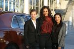 Amsterdam 3 januari 2019
Boekpresentatie Fajah Lourens Fajah kwam met een nieuwe Bentley. Ook haar dochter Irem en zoon Shai kwamen mee.