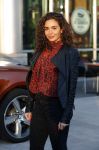 Amsterdam 3 januari 2019
Boekpresentatie Fajah Lourens Fajah kwam met een nieuwe Bentley. Ook haar dochter Irem en zoon Shai kwamen mee.