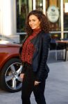 Amsterdam 3 januari 2019
Boekpresentatie Fajah Lourens Fajah kwam met een nieuwe Bentley. Ook haar dochter Irem en zoon Shai kwamen mee.