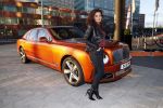 Amsterdam 3 januari 2019
Boekpresentatie Fajah Lourens Fajah kwam met een nieuwe Bentley. Ook haar dochter Irem en zoon Shai kwamen mee.