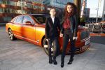 Amsterdam 3 januari 2019
Boekpresentatie Fajah Lourens Fajah kwam met een nieuwe Bentley. Ook haar dochter Irem en zoon Shai kwamen mee.