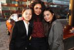 Amsterdam 3 januari 2019
Boekpresentatie Fajah Lourens Fajah kwam met een nieuwe Bentley. Ook haar dochter Irem en zoon Shai kwamen mee.