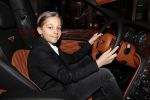 Amsterdam 3 januari 2019
Boekpresentatie Fajah Lourens Fajah kwam met een nieuwe Bentley. Ook haar dochter Irem en zoon Shai kwamen mee.