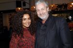 Amsterdam 3 januari 2019
Boekpresentatie Fajah Lourens Fajah kwam met een nieuwe Bentley. Ook haar dochter Irem en zoon Shai kwamen mee
Fajah met Mark Teurlings.