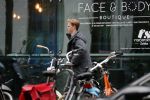 Amsterdam 26 januari 2019
Frenkie de Jong doet boodschappen bij sde Albert Heijn op de zuidas.