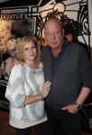 Zeist 23 december 2018
Frits Wester kwam met zijn vriendin naar de show van de familie Kazan.