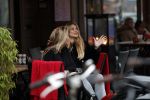 Amsterdam 23 januari 2019
Gaby Blaaser met vriendinnen op de cornelis schuytstraat.