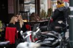 Amsterdam 23 januari 2019
Gaby Blaaser met vriendinnen op de cornelis schuytstraat.