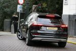 Amsterdam 8 december 2019
Humberto Tan test de audi Etron oa op de PC Hooftstraat in Amsterdam.