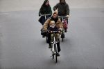 Amsterdam 30 januari 2019
Lieke v Lexmond met zoontje op de fiets in het vondelpark.